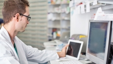 Pharmacist interacting online