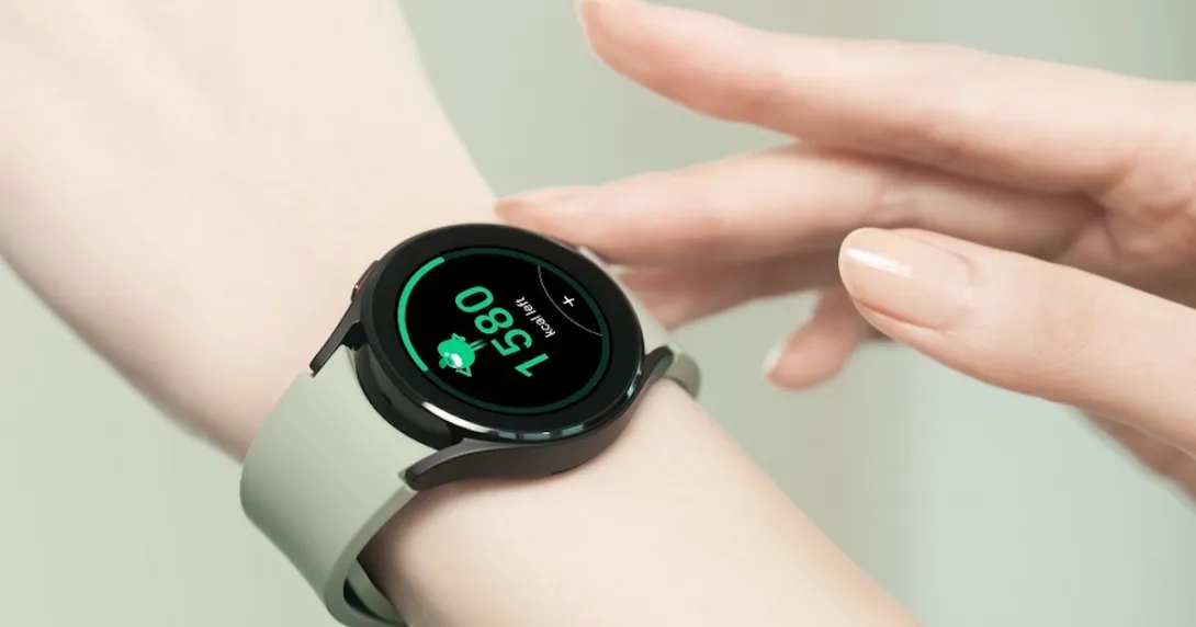 Galazy Watch 4 and Lifesum